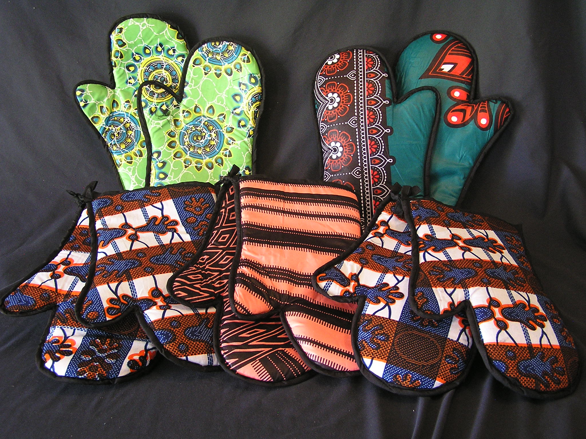 African oven mitts